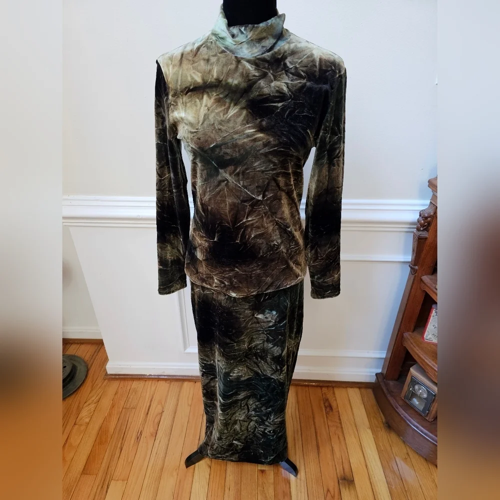 Cache Olive Green and Brown Velvet Skirt Set - Picture 8 of 15